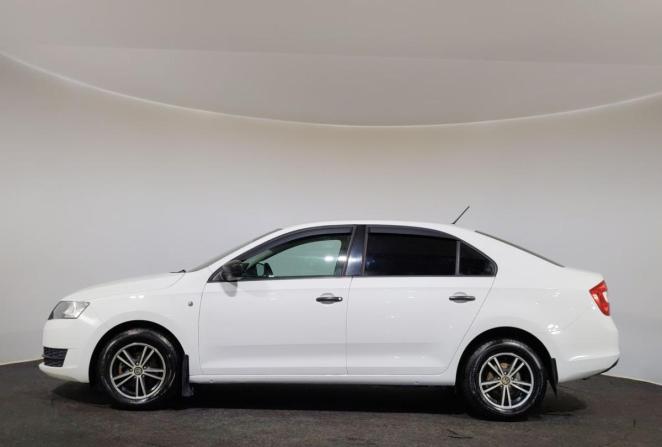 Skoda Rapid I с пробегом 2016 года, цена 930 000 рублей, 126945 км, лифтбек, Автокод Объявления