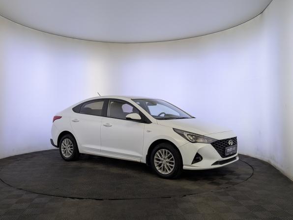 Hyundai Solaris II Рестайлинг с пробегом 2020 года, цена 1 050 000 рублей, 222334 км, седан, Автокод Объявления