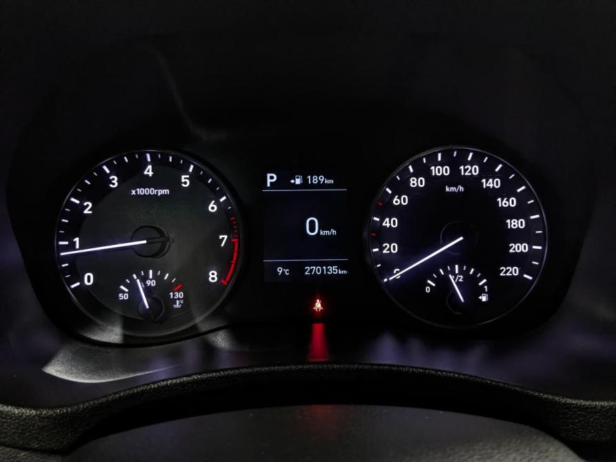 Hyundai Solaris II Санкт-Петербург  - изображение 16