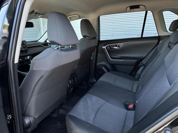 Toyota RAV4 V (XA50) с пробегом 2021 года, цена 3 715 000 рублей, 94887 км, внедорожник, Автокод Объявления