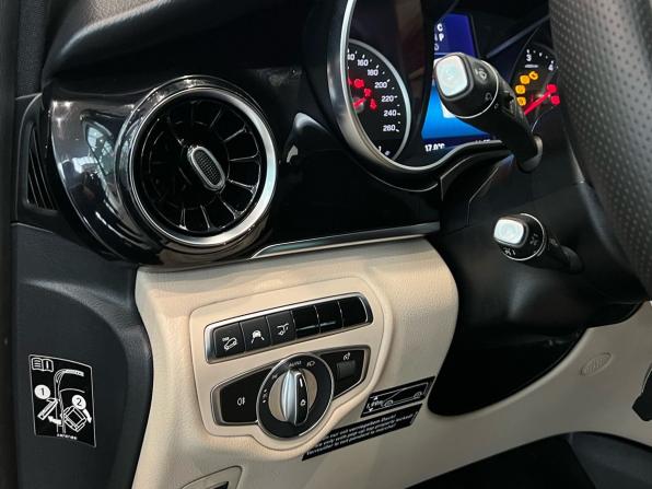 Mercedes-Benz Marco Polo III (W447) Рестайлинг с пробегом 2021 года, цена 10 880 000 рублей, 61000 км, минивэн, Автокод Объявления