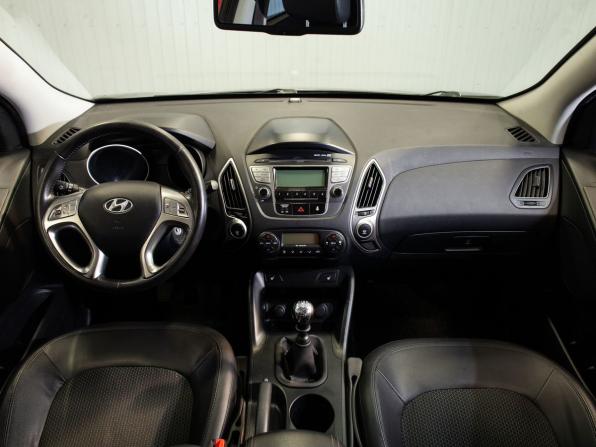 Hyundai ix35 I с пробегом 2010 года, цена 1 380 000 рублей, 124546 км, внедорожник, Автокод Объявления