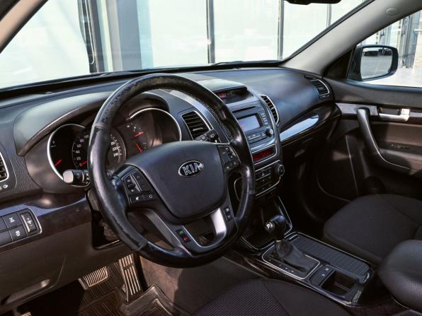 Kia Sorento II Рестайлинг с пробегом 2017 года, цена 2 050 000 рублей, 166547 км, внедорожник, Автокод Объявления