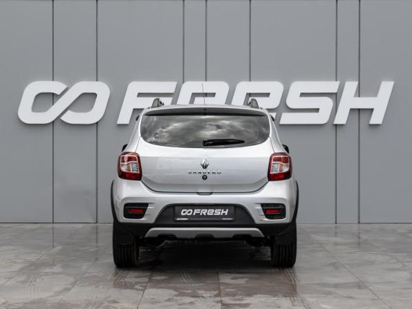 Renault Sandero II Рестайлинг с пробегом 2020 года, цена 1 270 000 рублей, 56896 км, хэтчбек, Автокод Объявления