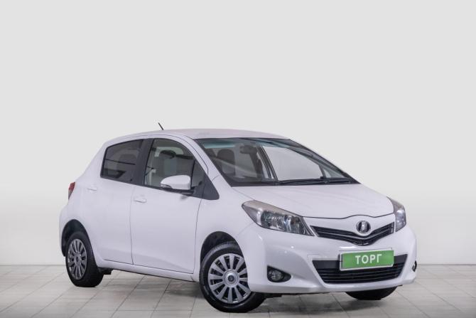 Toyota Vitz III (XP130) с пробегом 2013 года, цена 749 000 рублей, 130000 км, хэтчбек, Автокод Объявления