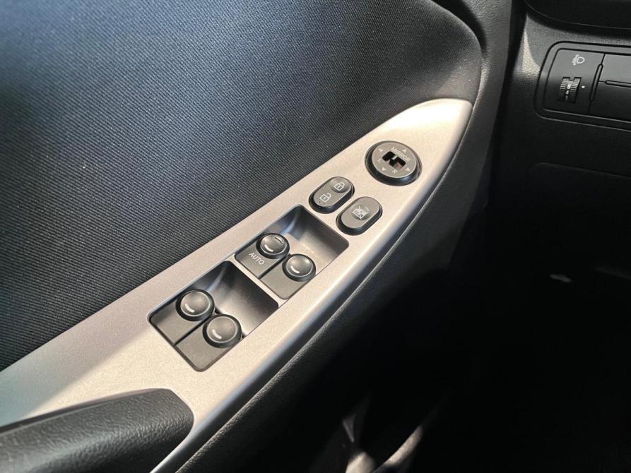 Hyundai Solaris I Рестайлинг Волгоград  - изображение 15