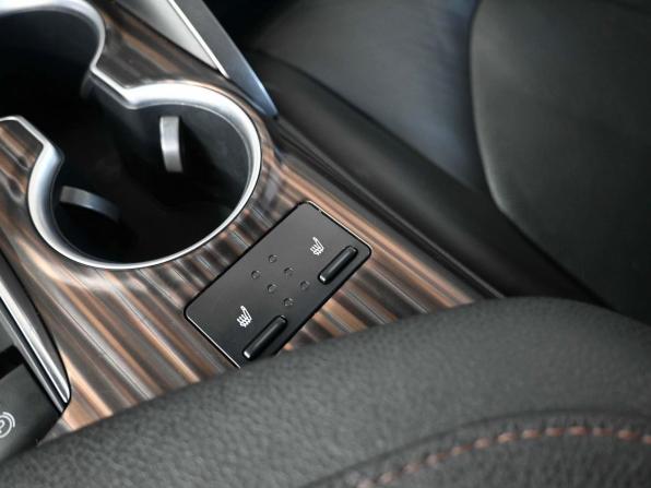 Toyota Camry VIII (XV70) с пробегом 2019 года, цена 2 579 900 рублей, 175654 км, седан, Автокод Объявления