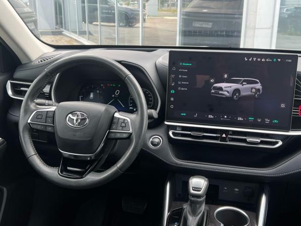 Toyota Highlander IV (XU70) с пробегом 2025 года, цена 4 749 000 рублей, 28300 км, внедорожник, Автокод Объявления