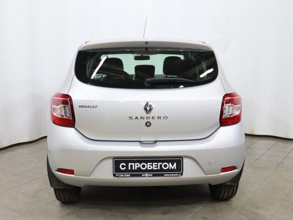 Renault Sandero II с пробегом 2018 года, цена 939 000 рублей, 88727 км, хэтчбек, Автокод Объявления