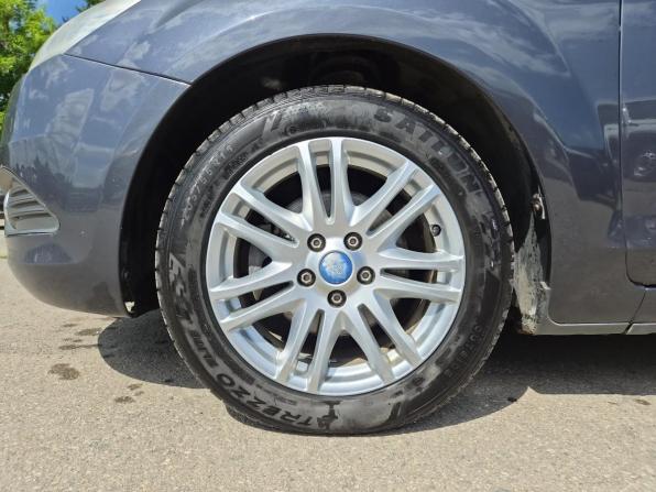 Ford Focus II Рестайлинг с пробегом 2008 года, цена 550 000 рублей, 224861 км, седан, Автокод Объявления