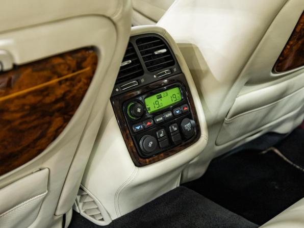 Jaguar XJ III (X350/X358) с пробегом 2008 года, цена 4 000 000 рублей, 159000 км, седан, Автокод Объявления