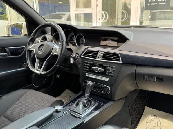 Mercedes-Benz C-Класс III (W204) Рестайлинг с пробегом 2012 года, цена 1 450 000 рублей, 203890 км, седан, Автокод Объявления