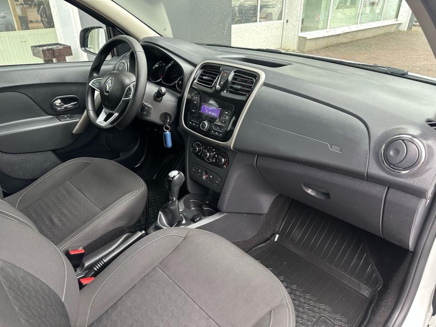 Renault Logan II Рестайлинг Екатеринбург  - изображение 3