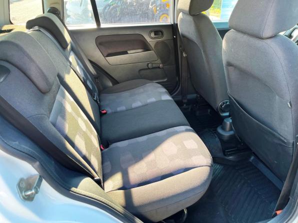 Ford Fusion I Рестайлинг с пробегом 2008 года, цена 433 600 рублей, 218000 км, хэтчбек, Автокод Объявления