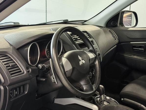 Mitsubishi ASX I с пробегом 2010 года, цена 925 000 рублей, 128919 км, внедорожник, Автокод Объявления