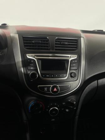 Hyundai Solaris I с пробегом 2012 года, цена 600 000 рублей, 206173 км, хэтчбек, Автокод Объявления