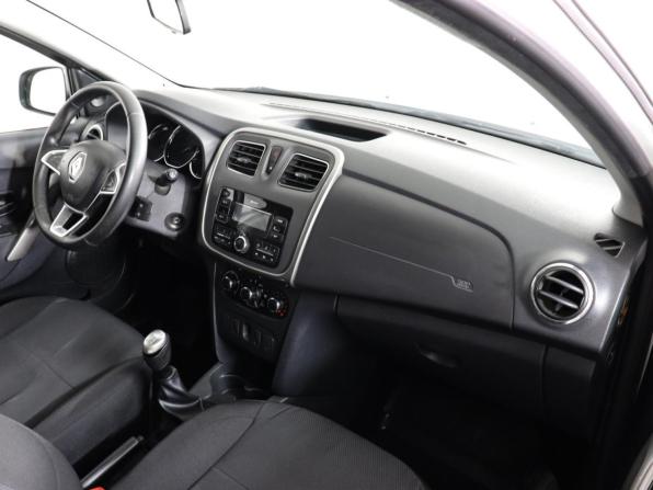 Renault Logan II Рестайлинг с пробегом 2021 года, цена 675 000 рублей, 185343 км, седан, Автокод Объявления