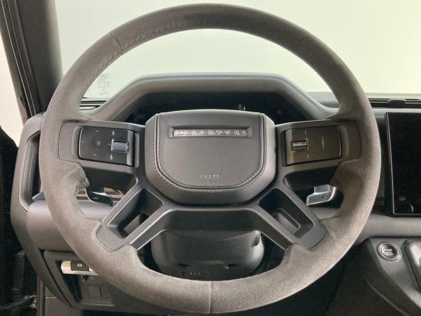 Land Rover Defender II с пробегом 2023 года, цена 20 800 000 рублей, 30899 км, внедорожник, Автокод Объявления