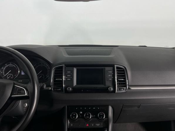 Skoda Karoq I с пробегом 2020 года, цена 2 499 000 рублей, 48000 км, внедорожник, Автокод Объявления