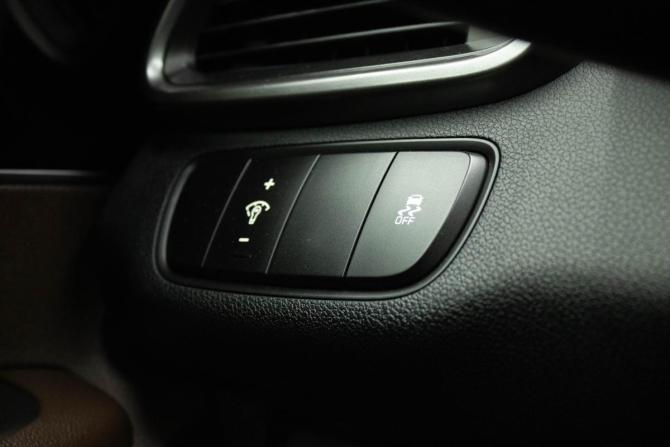 Kia Sorento III Prime с пробегом 2016 года, цена 2 649 000 рублей, 131046 км, внедорожник, Автокод Объявления
