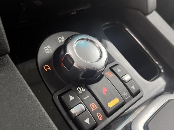 Land Rover Discovery IV с пробегом 2011 года, цена 1 330 000 рублей, 162700 км, внедорожник, Автокод Объявления