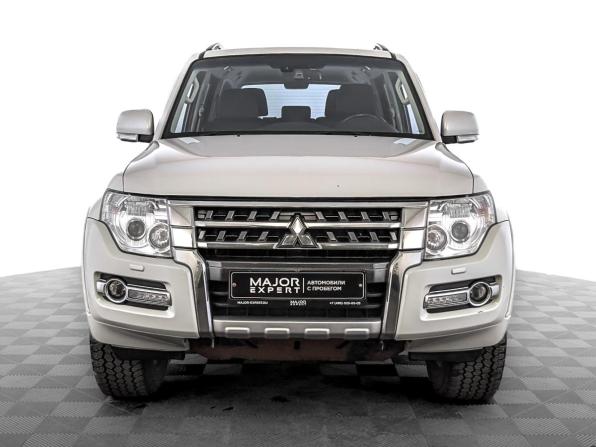 Mitsubishi Pajero IV Рестайлинг 2 с пробегом 2015 года, цена 2 799 000 рублей, 85940 км, внедорожник, Автокод Объявления
