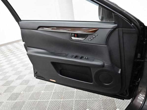 Lexus ES VI с пробегом 2014 года, цена 1 349 000 рублей, 129566 км, седан, Автокод Объявления