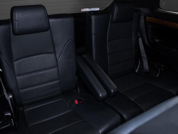 Toyota Alphard III с пробегом 2015 года, цена 3 370 000 рублей, 210045 км, минивэн, Автокод Объявления