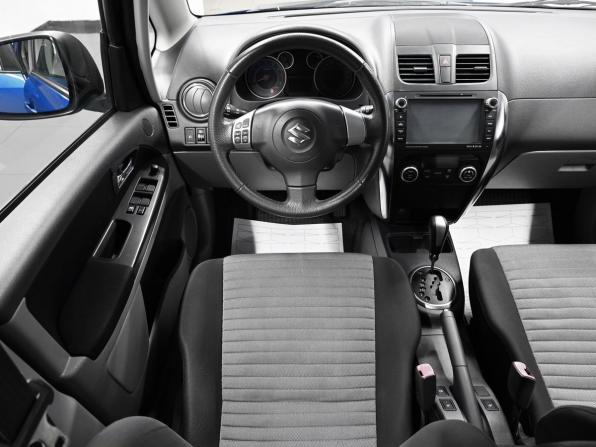 Suzuki SX4 I (Classic) Рестайлинг с пробегом 2012 года, цена 995 000 рублей, 109845 км, хэтчбек, Автокод Объявления