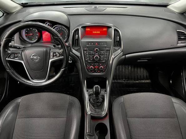 Opel Astra J с пробегом 2011 года, цена 820 000 рублей, 133897 км, хэтчбек, Автокод Объявления