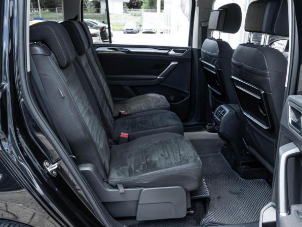 Volkswagen Touran II с пробегом 2015 года, цена 1 465 000 рублей, 136410 км, компактвэн, Автокод Объявления
