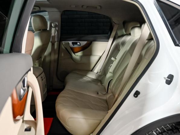 Infiniti QX70 с пробегом 2014 года, цена 1 900 000 рублей, 162476 км, внедорожник, Автокод Объявления