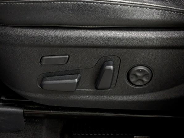 Hyundai Santa Fe IV Рестайлинг с пробегом 2022 года, цена 4 450 000 рублей, 68249 км, внедорожник, Автокод Объявления