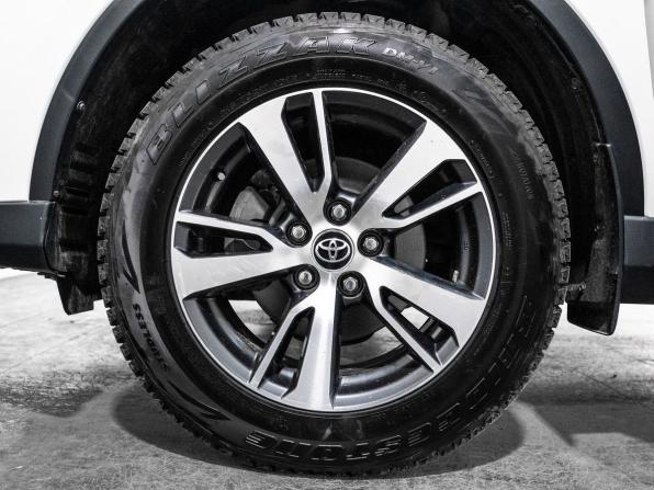 Toyota RAV4 IV (XA40) Рестайлинг с пробегом 2017 года, цена 2 670 000 рублей, 87500 км, внедорожник, Автокод Объявления