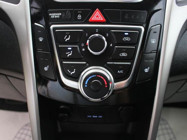 Hyundai i30 II с пробегом 2012 года, цена 671 000 рублей, 248708 км, хэтчбек, Автокод Объявления