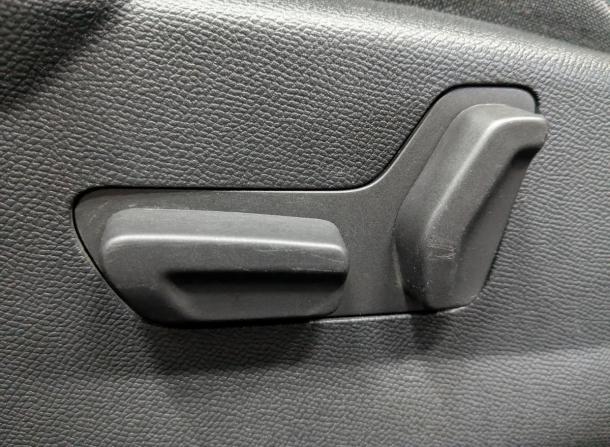 Peugeot 2008 II с пробегом 2020 года, цена 1 750 000 рублей, 78347 км, внедорожник, Автокод Объявления