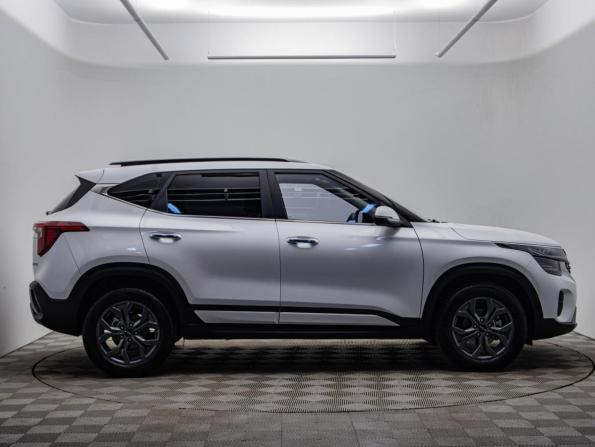 Kia Seltos I Рестайлинг с пробегом 2024 года, цена 2 370 000 рублей, 32000 км, внедорожник, Автокод Объявления