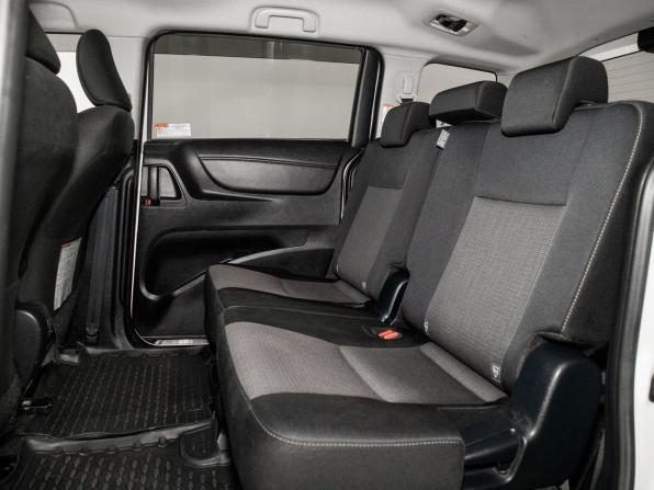 Toyota Sienta II Рестайлинг с пробегом 2020 года, цена 1 400 500 рублей, 74751 км, компактвэн, Автокод Объявления