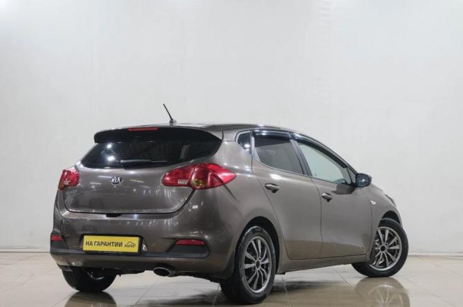 Kia Ceed II с пробегом 2013 года, цена 799 000 рублей, 212000 км, хэтчбек, Автокод Объявления