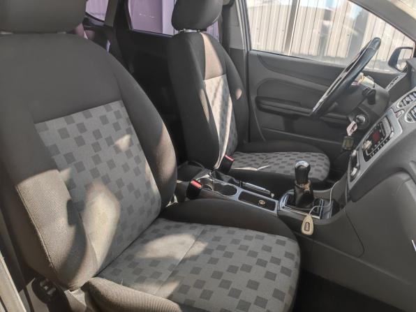 Ford Focus II с пробегом 2007 года, цена 340 000 рублей, 261000 км, хэтчбек, Автокод Объявления