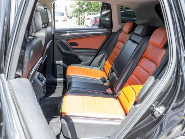 Volkswagen Tiguan II с пробегом 2017 года, цена 2 445 200 рублей, 162524 км, внедорожник, Автокод Объявления