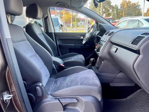 Volkswagen Touran I Рестайлинг 2 с пробегом 2014 года, цена 1 199 000 рублей, 166000 км, компактвэн, Автокод Объявления