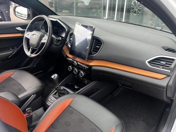 Lada (ВАЗ) Vesta I Рестайлинг (NG) с пробегом 2023 года, цена 1 351 000 рублей, 27000 км, седан, Автокод Объявления