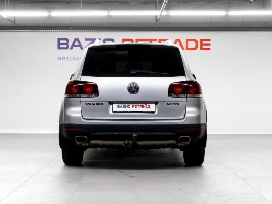 Volkswagen Touareg I Рестайлинг Тюмень  - изображение 7