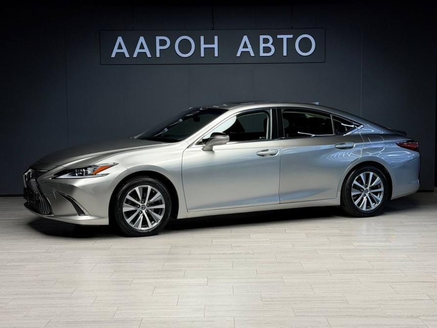 Lexus ES VII Москва  - изображение 1