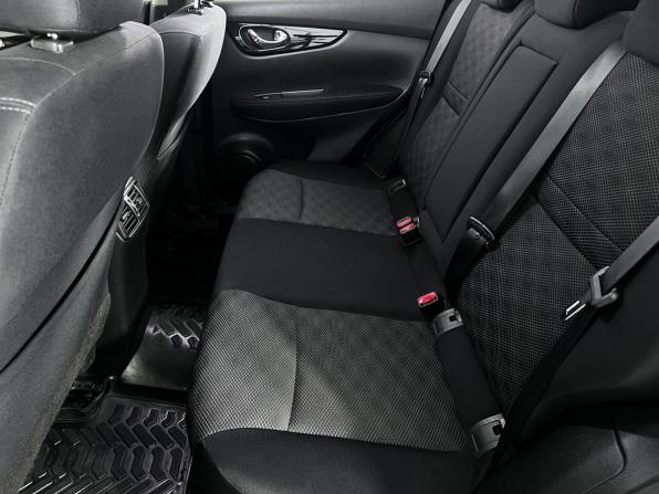 Nissan Qashqai II с пробегом 2015 года, цена 1 650 000 рублей, 81363 км, внедорожник, Автокод Объявления