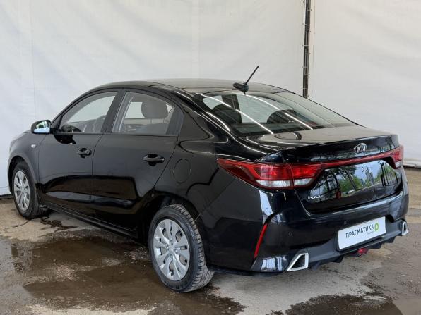Kia Rio IV Рестайлинг с пробегом 2021 года, цена 1 820 000 рублей, 53049 км, седан, Автокод Объявления