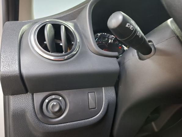 Renault Sandero II с пробегом 2018 года, цена 1 099 000 рублей, 70861 км, хэтчбек, Автокод Объявления