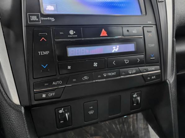 Toyota Camry VII (XV50) Рестайлинг с пробегом 2015 года, цена 1 900 000 рублей, 141322 км, седан, Автокод Объявления