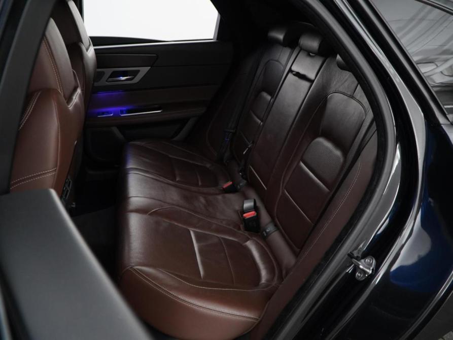 Jaguar XF II Москва  - изображение 9